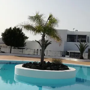 casa-yaiza-puerto-calero.puertodelcarmen-hotels.org/