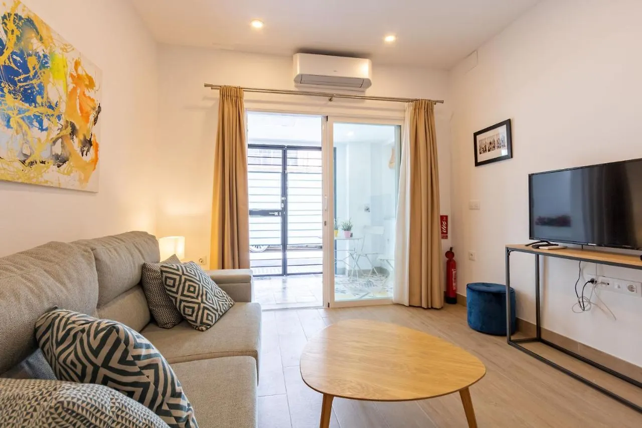 Nine O'Clock Metrosol Apartment Seville 0*,