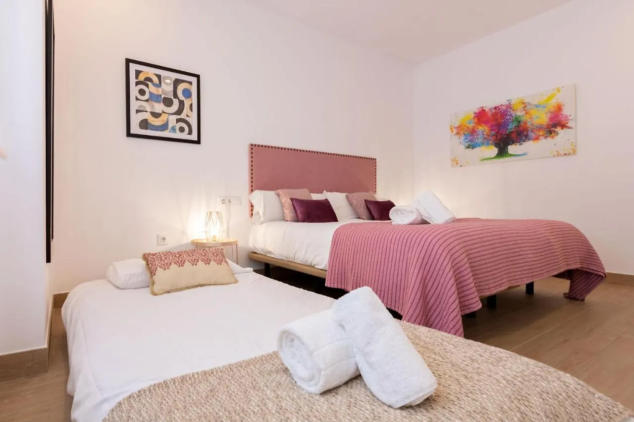 Nine O'Clock Metrosol Apartment Seville 0*,  Spain