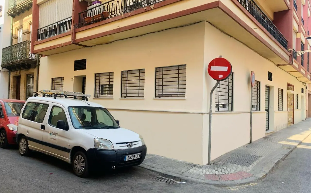Nine O'Clock Metrosol Apartment Seville Spain